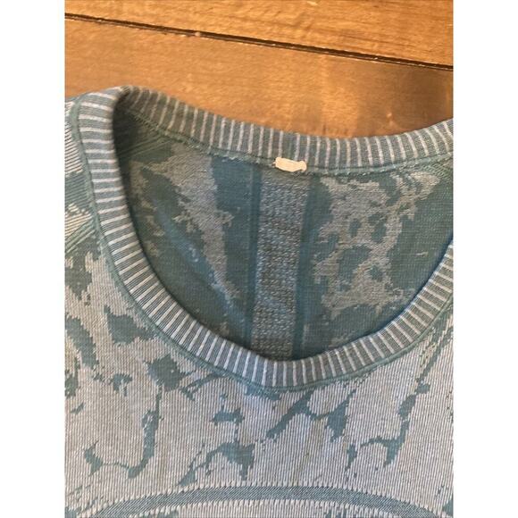 Lululemon swiftly tech seamless green fitted short sleeve athletic shirt - Picture 3 of 10